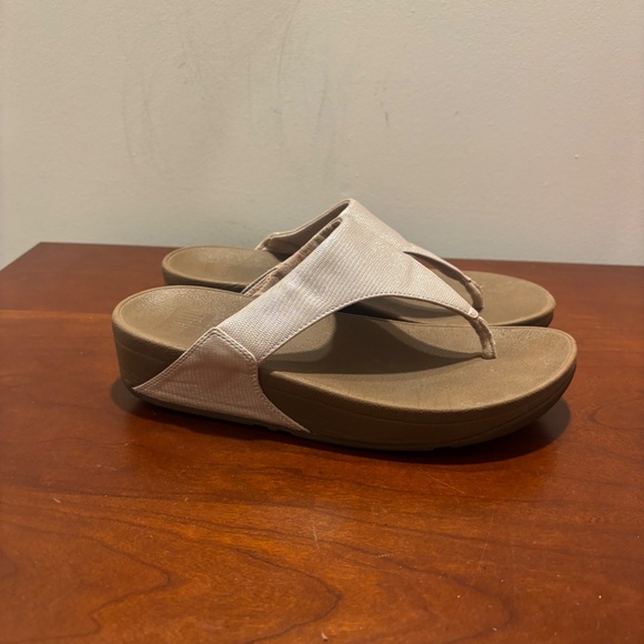 Fitflop Thong Sandals Flip Flops Rose Gold Size 8 - Picture 5 of 7